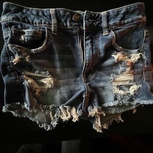 Woman’s size 4 American Eagle shorts